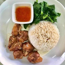 ข้าวซี่โครงหมูอ่อนตุ๋น ธรรมดา