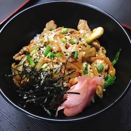 ข้าวหน้าหมูกิมจิ