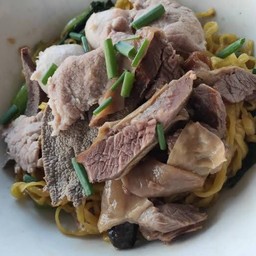 ก๋วยเตี๋ยวแห้ง