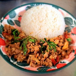 ข้าวราดกะเพราหมูสับ