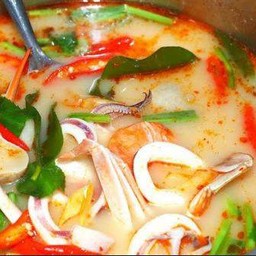 ต้มยำปลาหมึก น้ำข้น