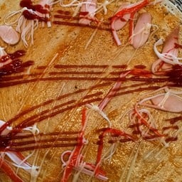 เครปนมสด ไส้กรอก ปูอัด