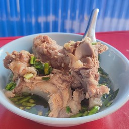 เล้งแซบ