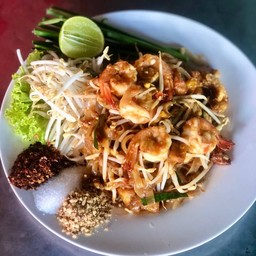 ผัดไทยกุ้งสด