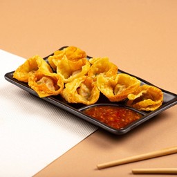 เกี๊ยวหมูทอด 8ชิ้น