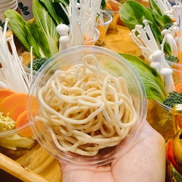 เส้นอูด้ง