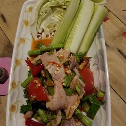 ตำหมูตกครก