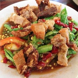 ตำถั่วหมูการอบ