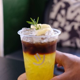 Americano pineapple อเมริกาโน่ สับปะรด