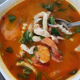 ต้มยำรวมมิตรน้ำข้นหรือน้ำใส(โปรดระบุ)