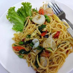 [อร่อยซ่ากับโค้ก]สปาเก็ตตี้ขี้เมากุ้ง/ปลาหมึก+โค้ก+ฟรีไข่