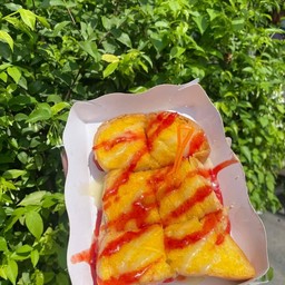 ขนมปังปิ้งเนย+นม+สตอเบอรี่