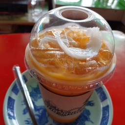 ชาไทยน้ำมะพร้าว