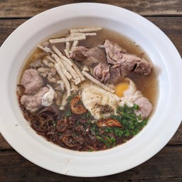 ก๋วยจั๊บรวม+ไข่