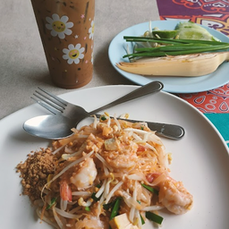 ผัดไทยกุ้งสด