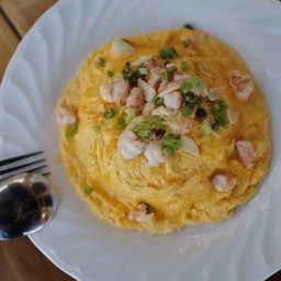 Creamy Omelet With Shrimp On Rice