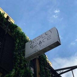 Deploy Space Cafe - Coffee - ร้านกาแฟติดBTSรัชโยธิน รัชโยธิน