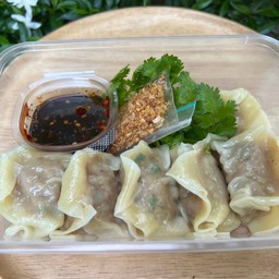 เกี๊ยวหมูยักษ์ (ต้ม)