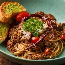 สปาเก็ตตี้ซอสเนื้อ