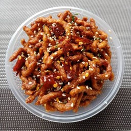 ผัดพริกขิงโปรตีนเส้น