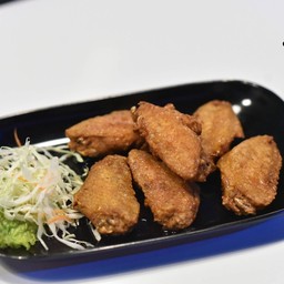 ปีกไก่ทอดน้ำปลา