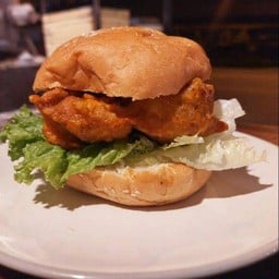 เบอร์เกอร์ไก่สไปซี่