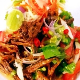 ยำปลากรอบ