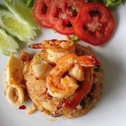 ข้าวผัดต้มยำรวมมิตร