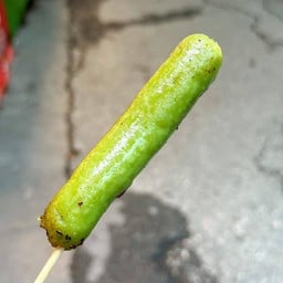 ไส้กรอกไก่ใบเตย