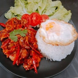 ข้าวกระเพราพริกเผา