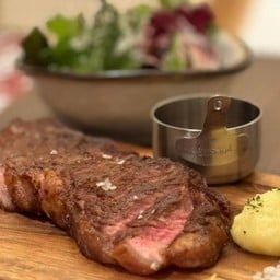 Striploin MB4 300g