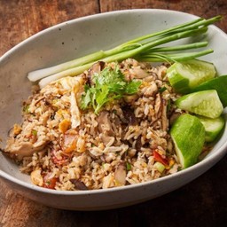 ข้าวผัดเห็ดหอมสด