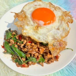 เสน่ห์กะเพราบ้าน