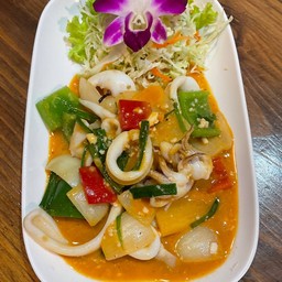 หมึกผัดไข่เค็ม