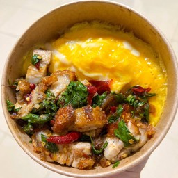 ข้าวกะเพราหมูกรอบ