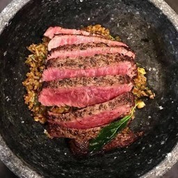 ข้าวกระเพราเคลุกเนื้อพิคานย่า