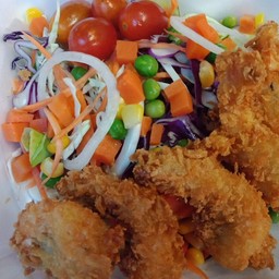 สลัดกุ้งกรอบ