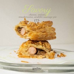 cheese, onions, mushrooms, arabiki sausage pie