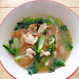 ราดหน้าหมู