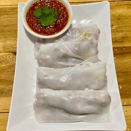ข้าวซอยน้อย ใส้หมูสับ