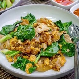 ฝั่งแก่ง อาหารตามสั่ง