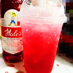 น้ำแดงโซดา