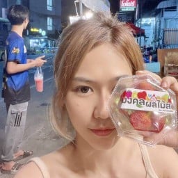 มงคลผลไม้สด ริมบึงหนองแวงตาชู