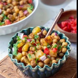 ถั่วชิคพียำเครื่องเทศ