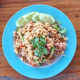 ข้าวผัดแหนม