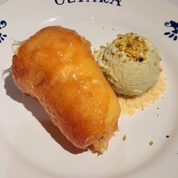 สปันจ์เค้กแช่เหล้ารัม