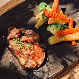 -สเต็กหมูพริกไทยดำ