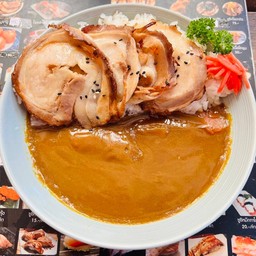 ข้าวแกงกะหรี่หมูชาชู