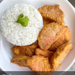 ข้าวหมูยอทอดหั่นชิ้น+ไข่ดาว+น้ำจิ้มแจ่ว