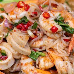 ยำเส้นเล็กหมูยอ/กุ้ง